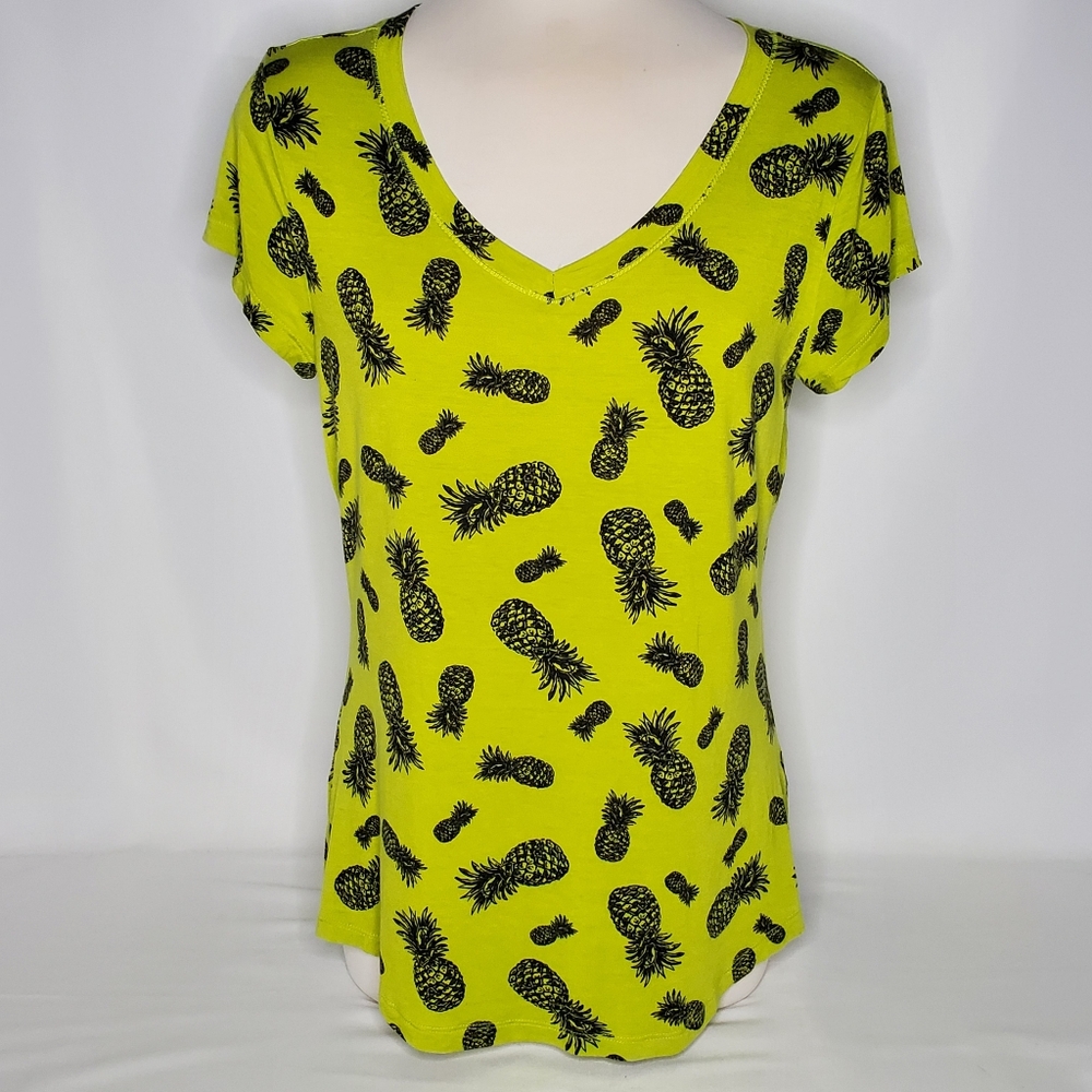 Pineapple Print V-Neck Top